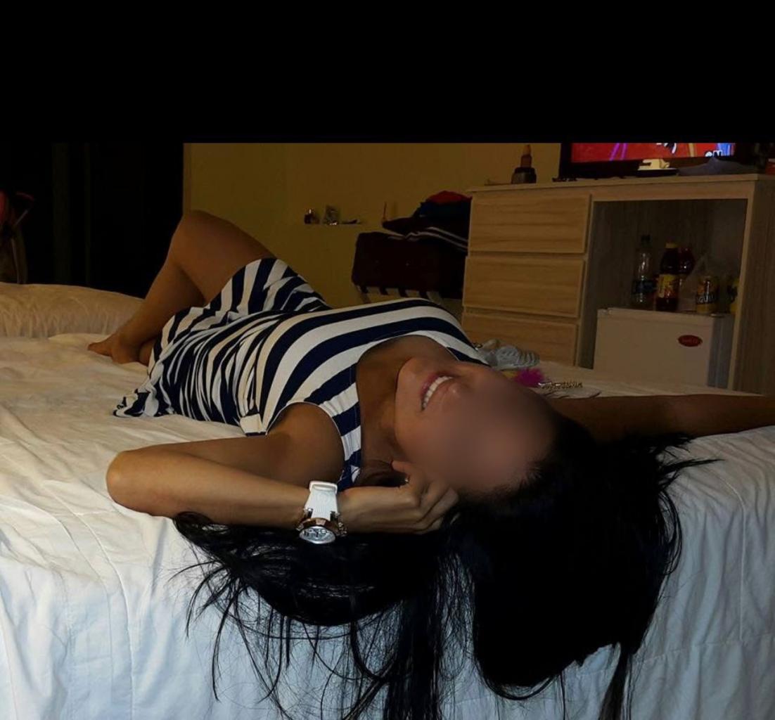 602559463: Chica busca chico en Granada