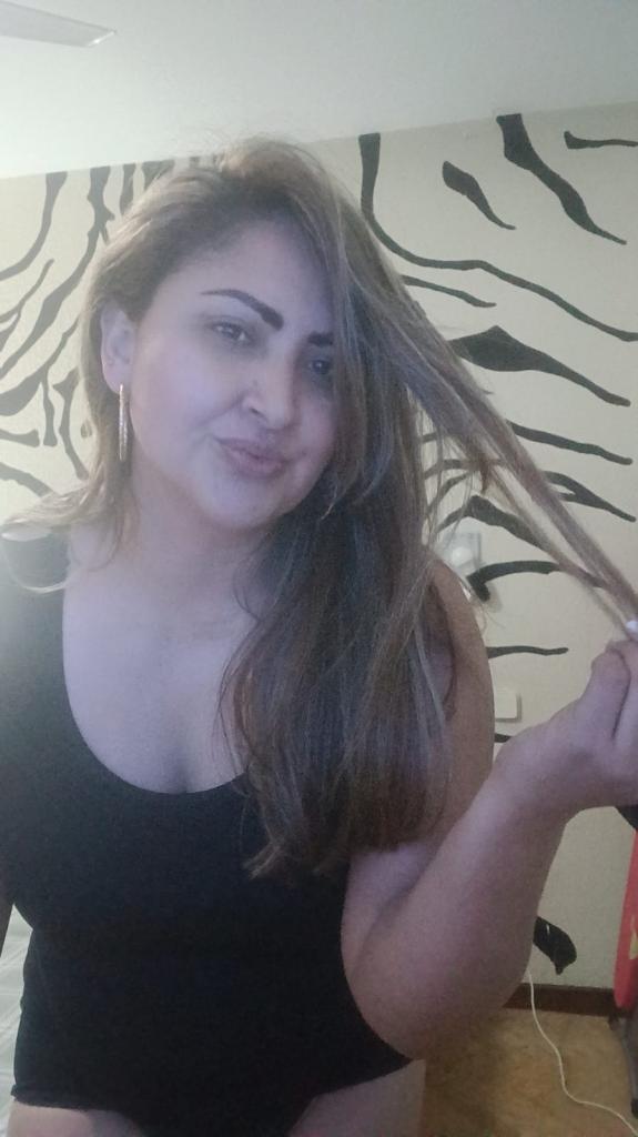 Chica busca chico en Alicante: Chica busca chico