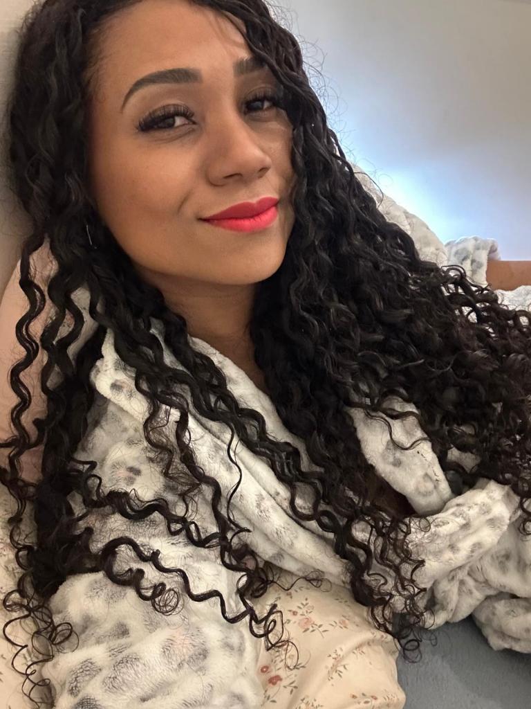 742045179: Chica busca chico en León