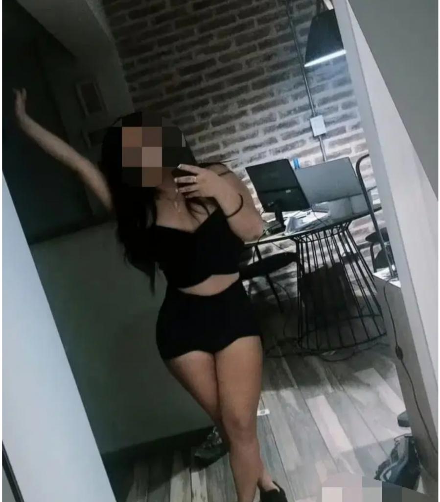 Chica busca chico en Cádiz: 