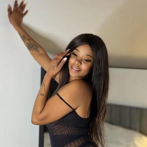 614674235: Chica busca chico en Murcia