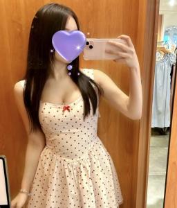 670756779: Chica busca chico en Barcelona