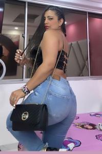 637757933: Chica busca chico en Zaragoza