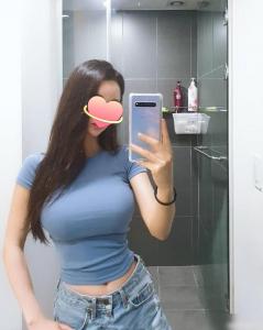 617789380: Chica busca chico en Valencia