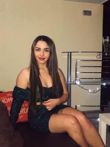 631552681: Chica busca chico en Málaga