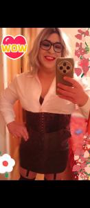 613126402: Chico busca chica en La Coruña