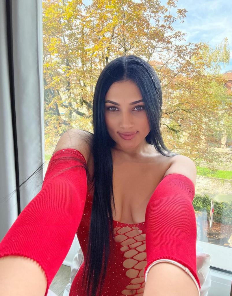 Chica busca chico en Barcelona: 