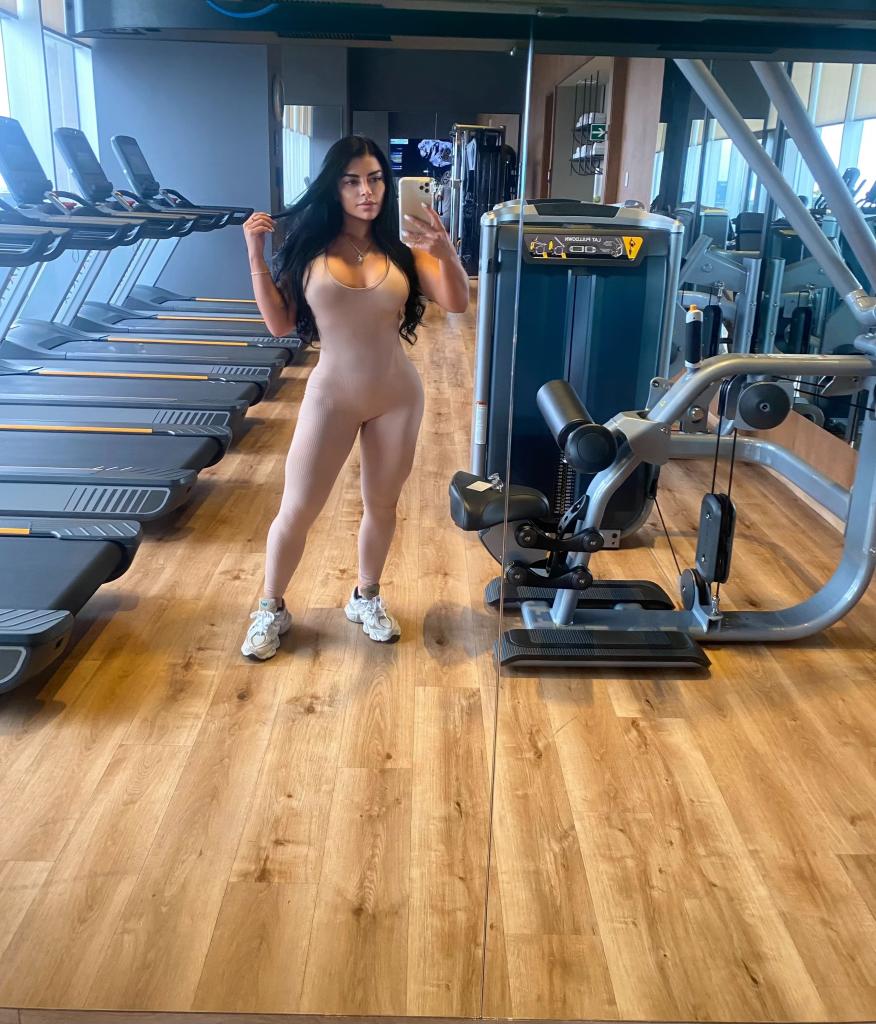 Chica busca chico en Mallorca: 