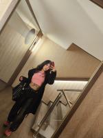 613592989: Chica busca chico en Barcelona