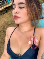 631623086: Chica busca chico en Barcelona