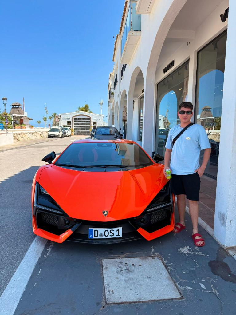 Chico busca chica en Murcia: 