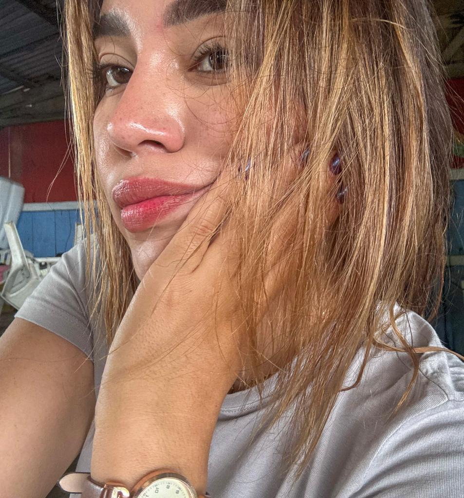 631623086: Chica busca chico en Barcelona