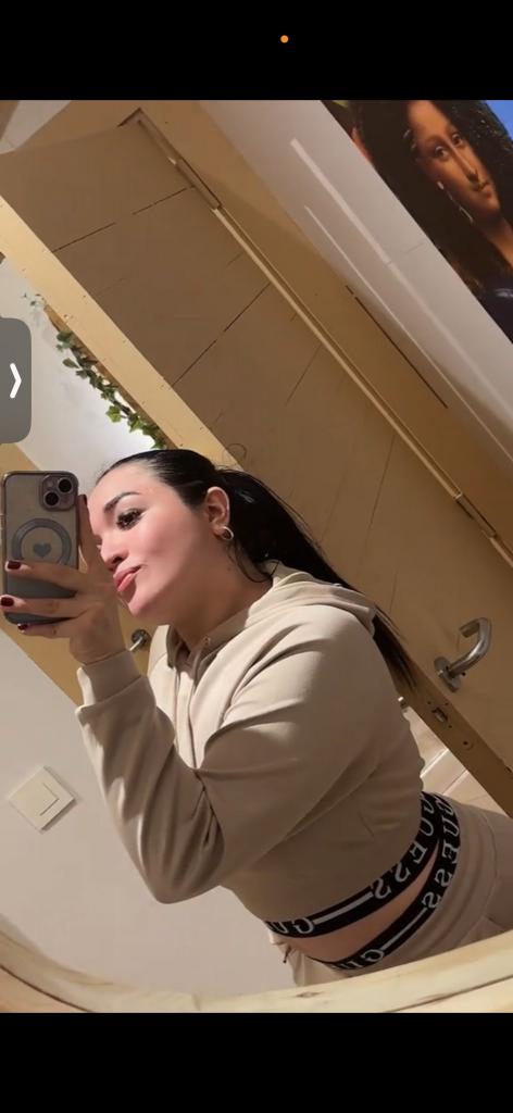 641608971: Chica busca chico en Valencia