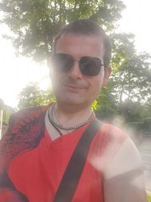 Chico busca chica en Burgos: 