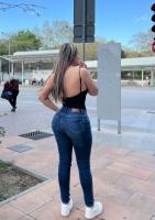 641336760: Chica busca chico en Barcelona