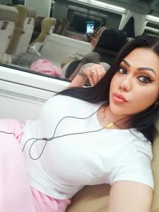 631849711: Transexual en Huelva