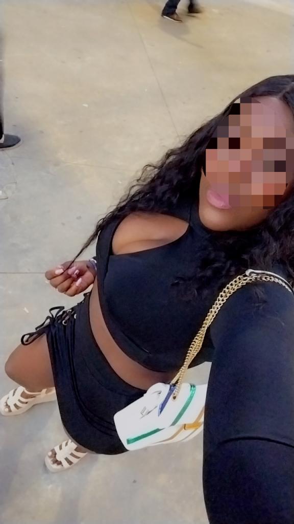 617096050: Chica busca chico en Córdoba