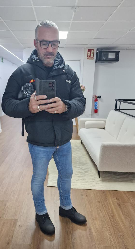 622687452: Chico busca chica en Granada