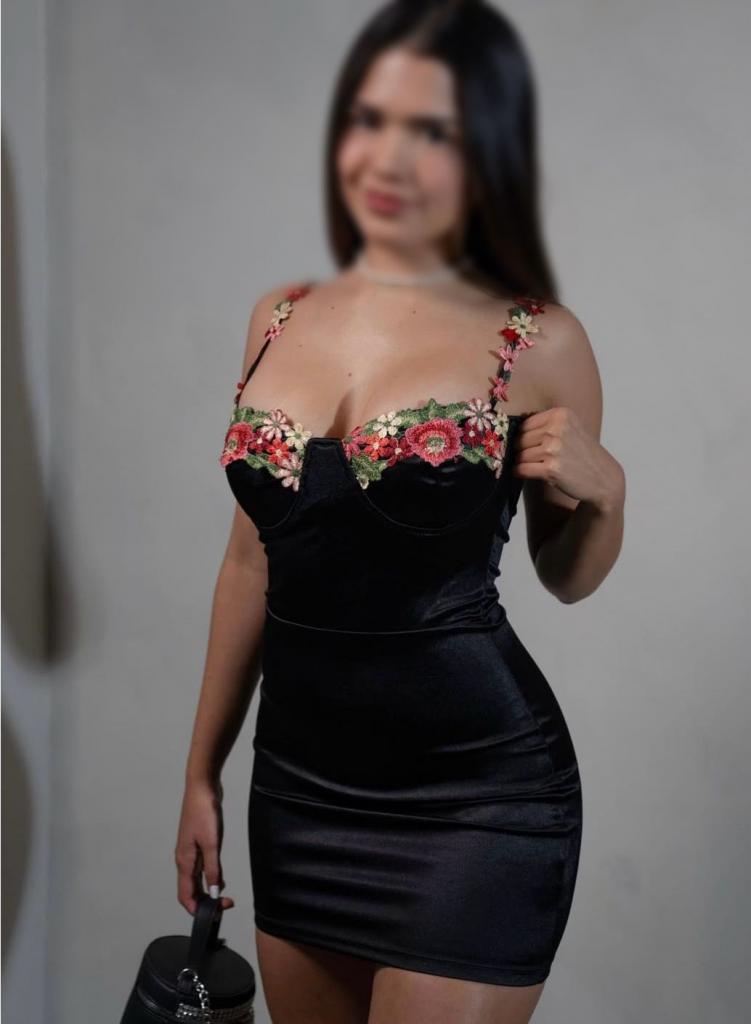 602570802: Chica busca chico en Ibiza