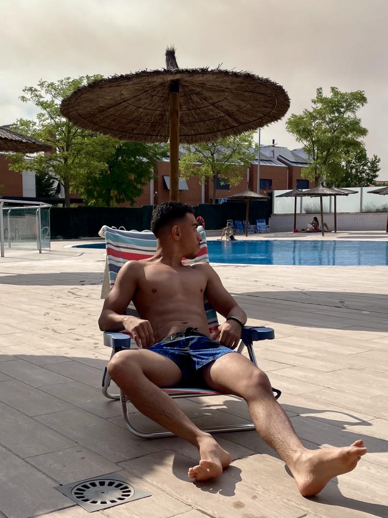 Chico busca chica en Madrid: 