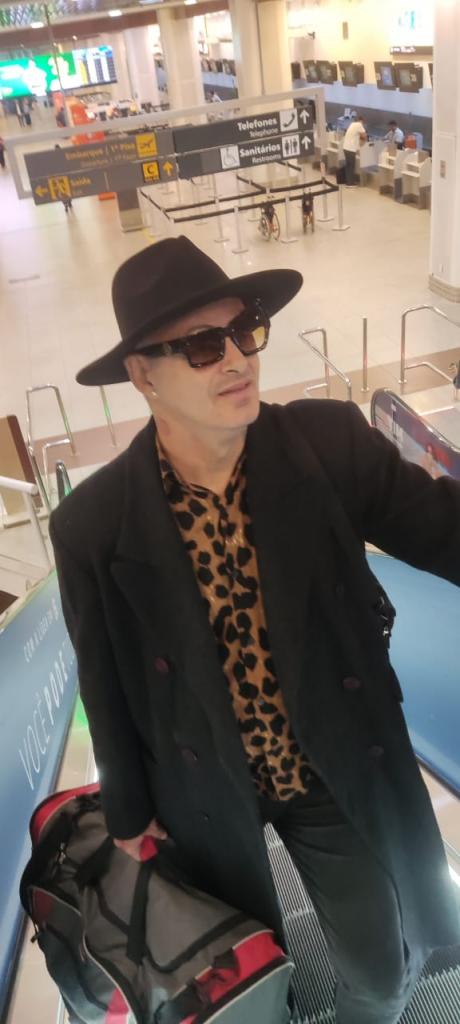 Chico busca chica en Pontevedra: 