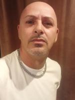 605131165: Chico busca chica en Pontevedra