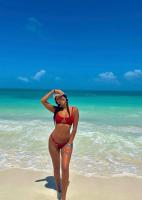 643420729: Chica busca chico en Ibiza