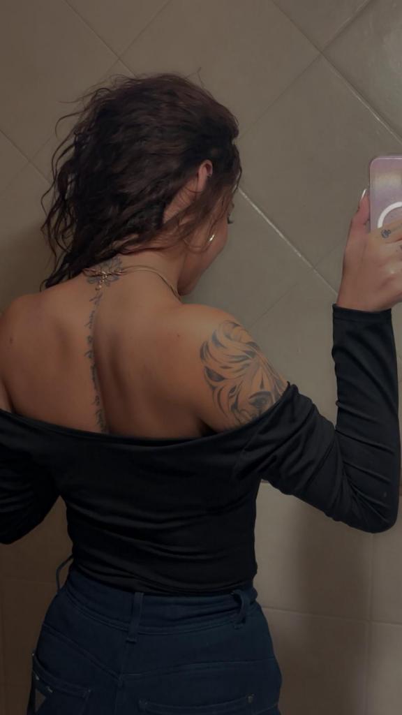 Chica busca chico en Granada: 