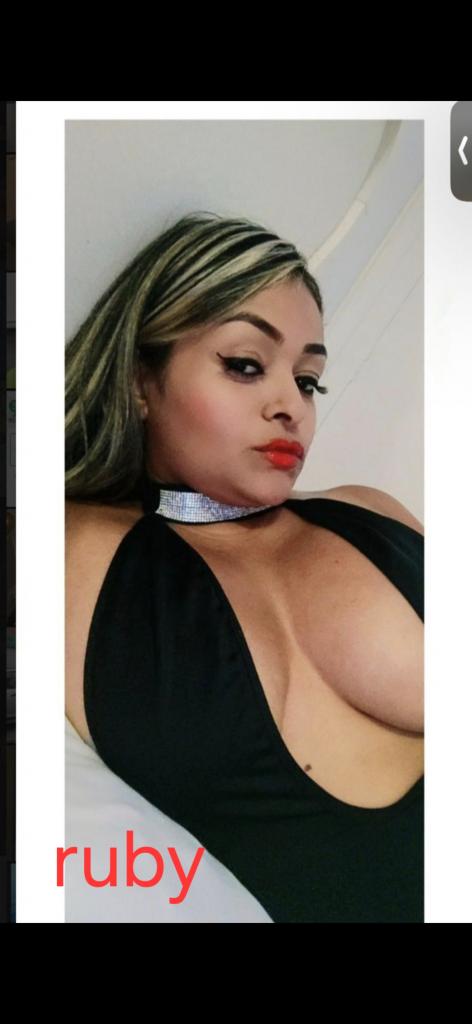 Chica busca chico en Ceuta: 