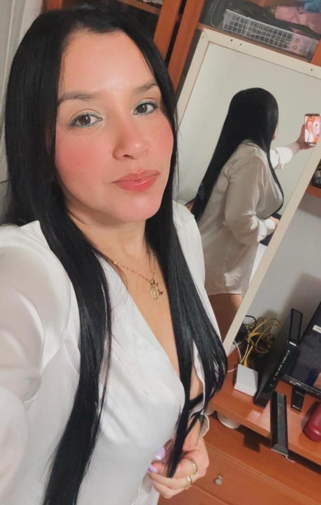 Chica busca chico en Cádiz: 