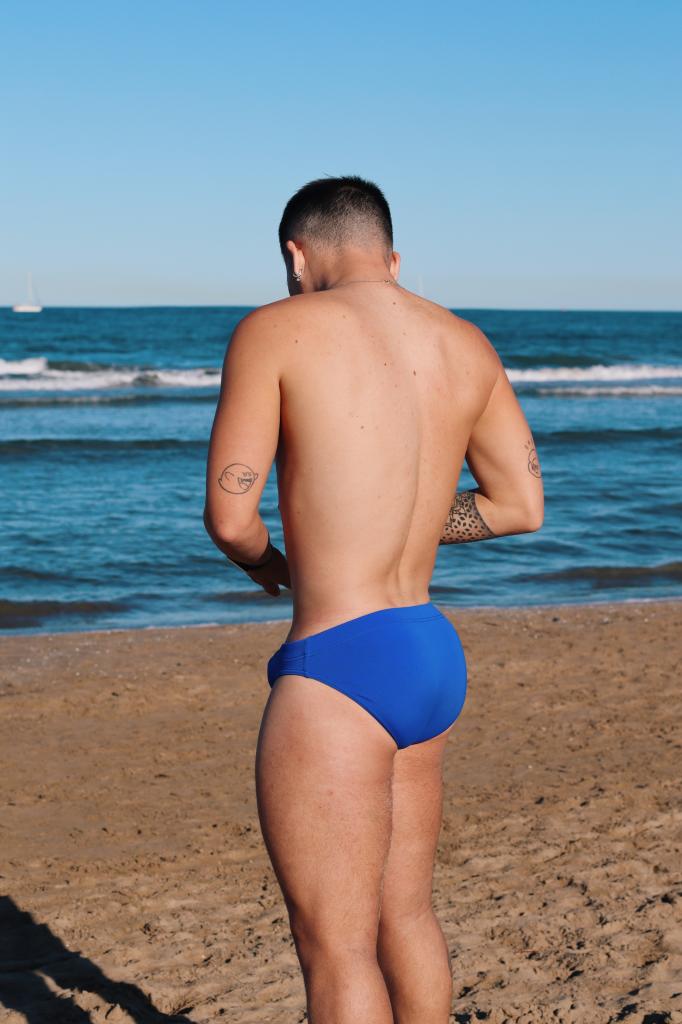 642607035: Chico busca chica en Valencia