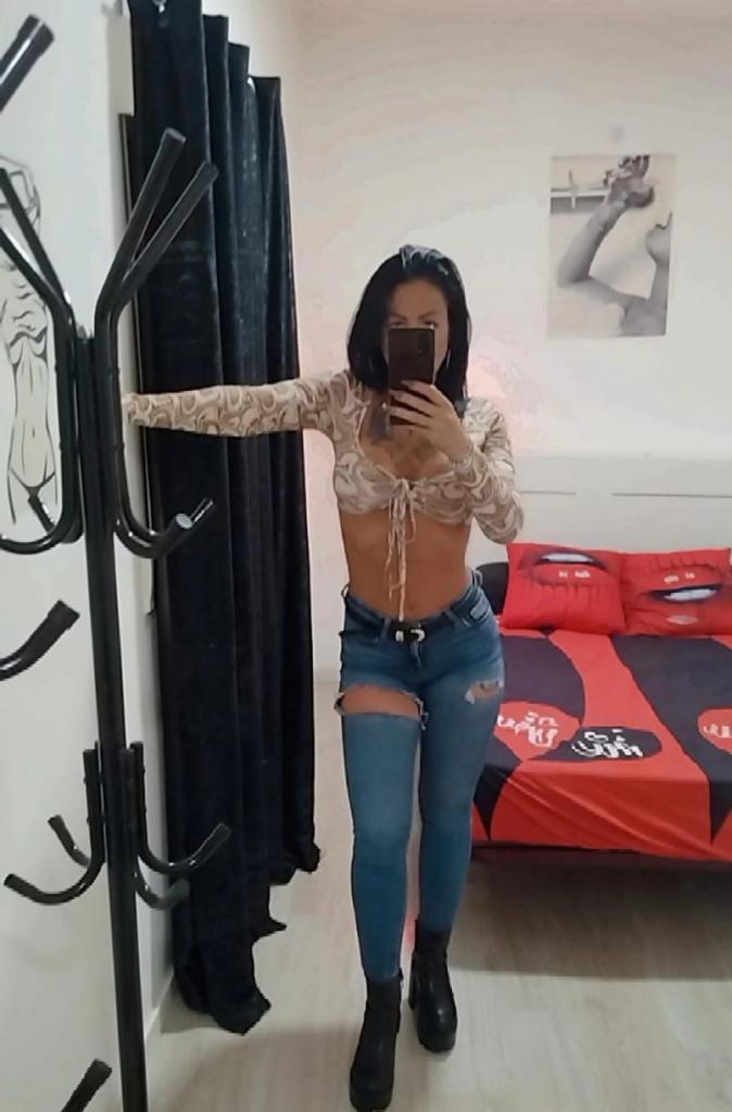 Chica busca chico en Barcelona: 