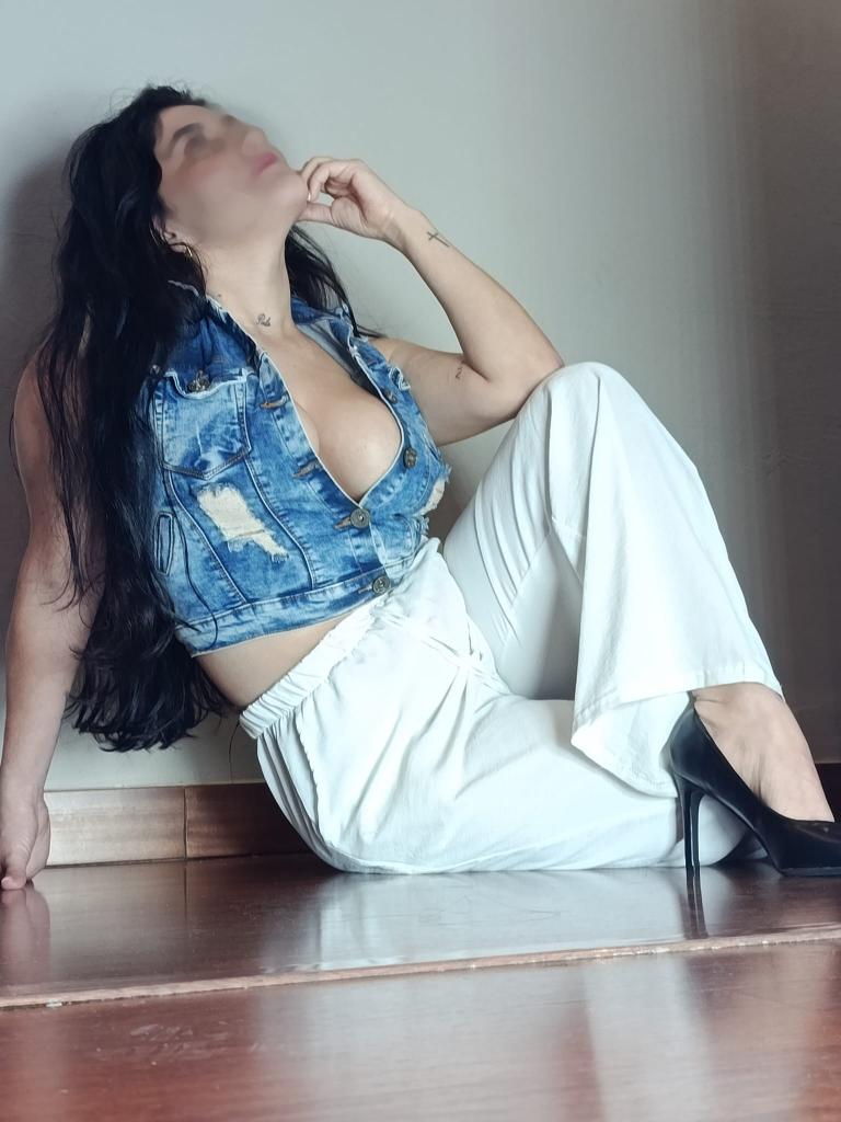 666188475: Chica busca chico en Alicante