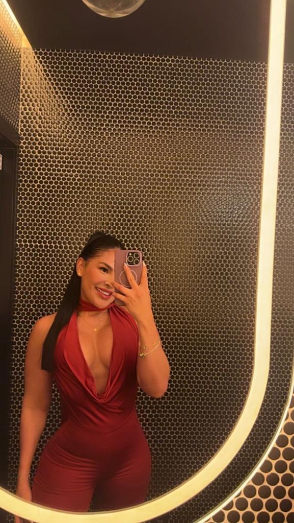 Chica busca chico en Murcia: Chica busca chico