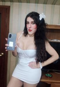 697455526: Transexual en La Coruña