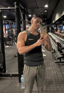 687204420: Chico busca chica en Barcelona