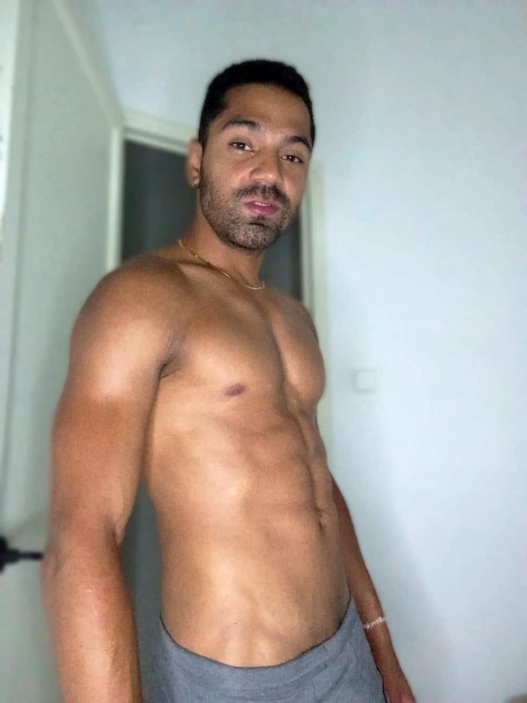 673279981: Chico busca chica en Alicante