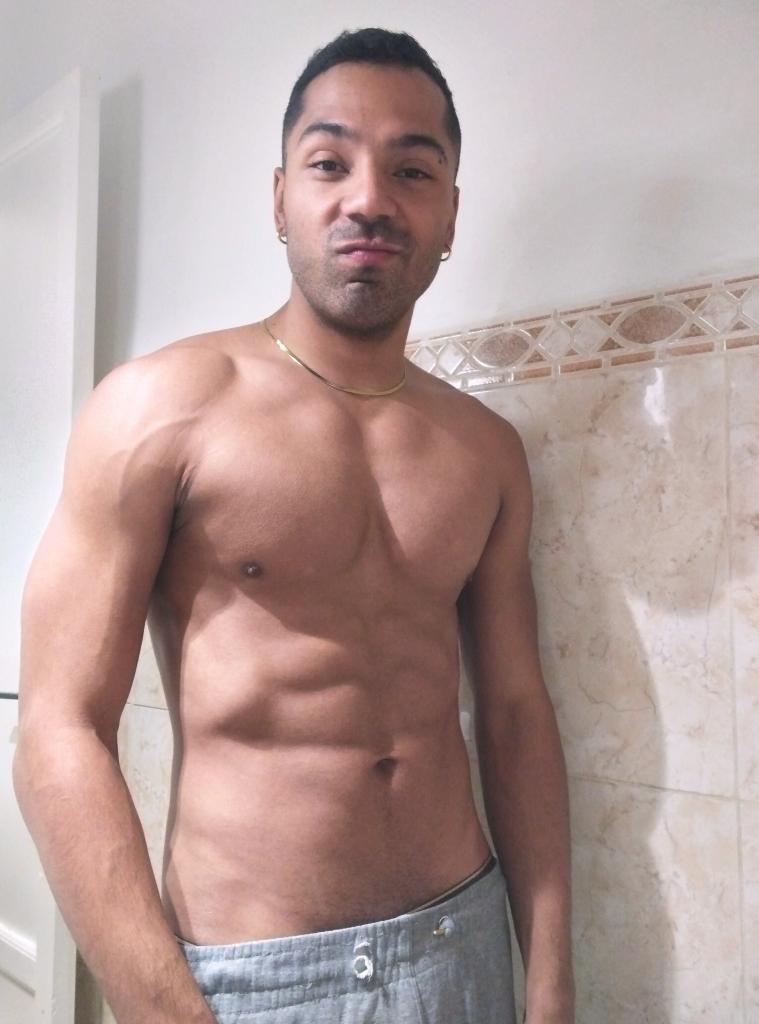 Chico busca chica en Alicante: 