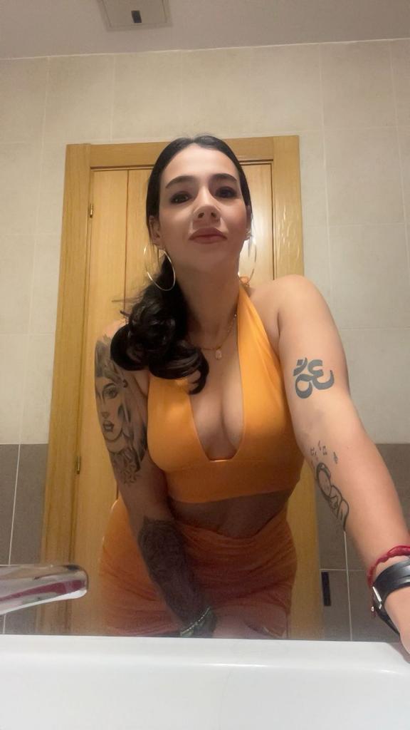 Chica busca chico en Granada: 