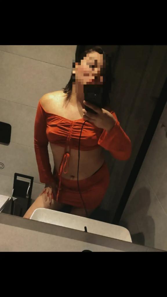 Chica busca chico en La Coruña: 