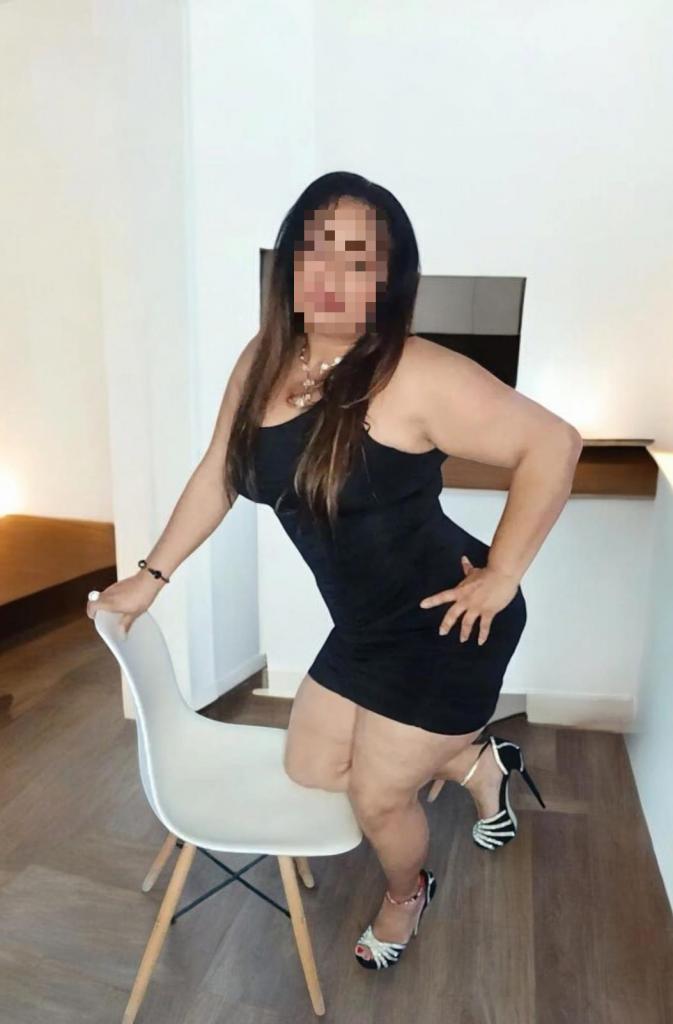 631116371: Chica busca chico en Murcia