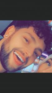 604196671: Chico busca chica en Cádiz