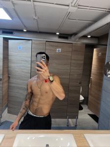 Chico busca chica en Madrid: 