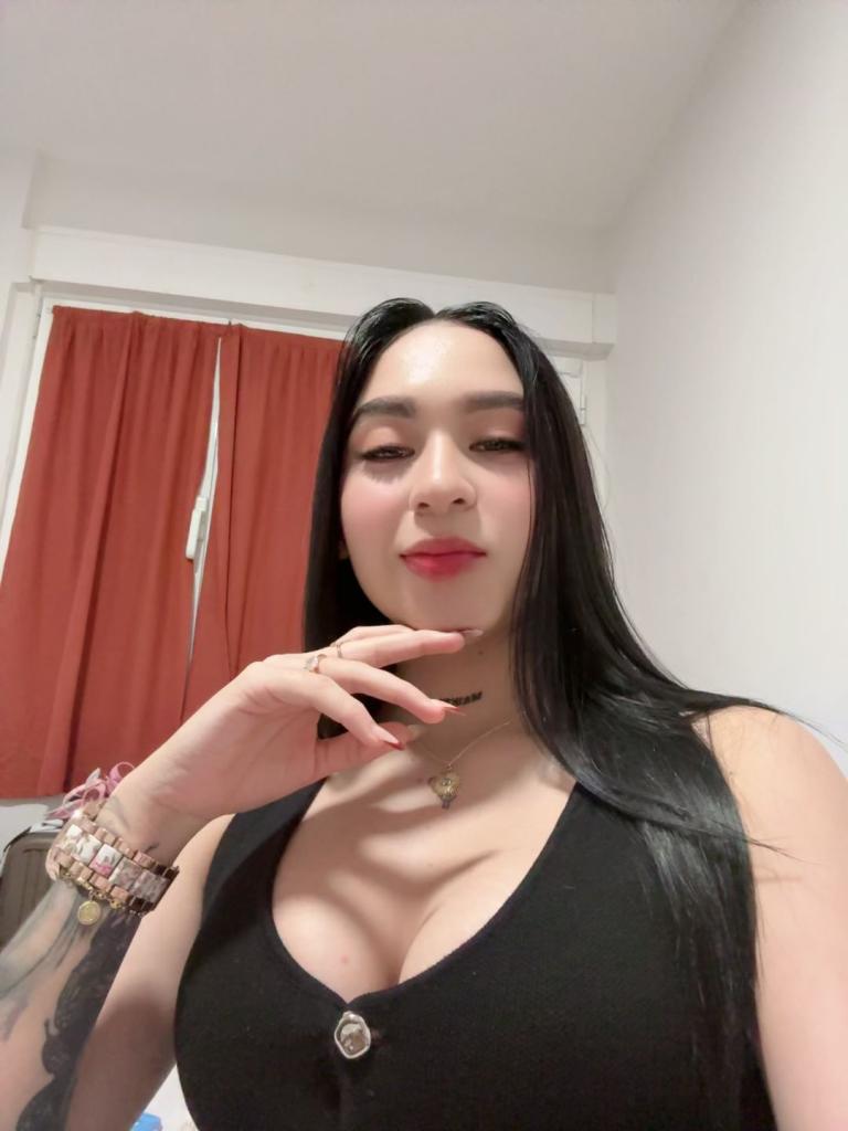 624841740: Chica busca chico en León