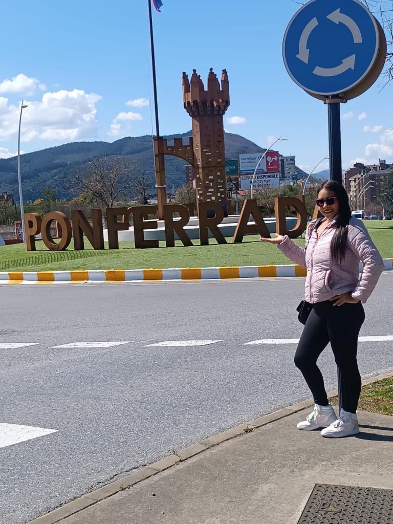 642424665: Chica busca chico en Orense