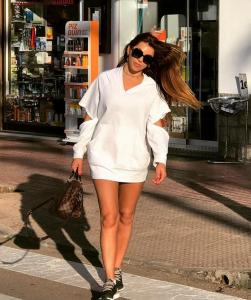 619451185: Chica busca chico en Barcelona