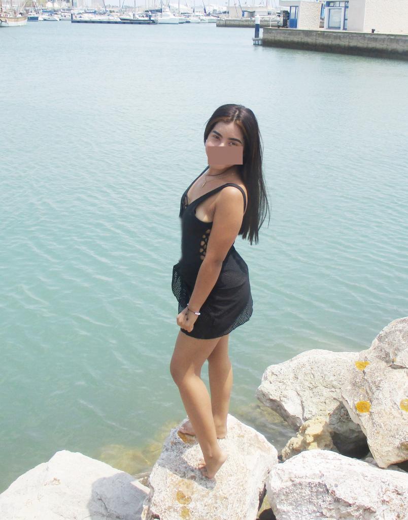 Chica busca chico en Cádiz: 