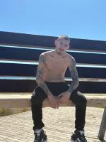 663110655: Chico busca chica en Barcelona