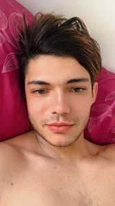 607446609: Chico busca chica en Madrid