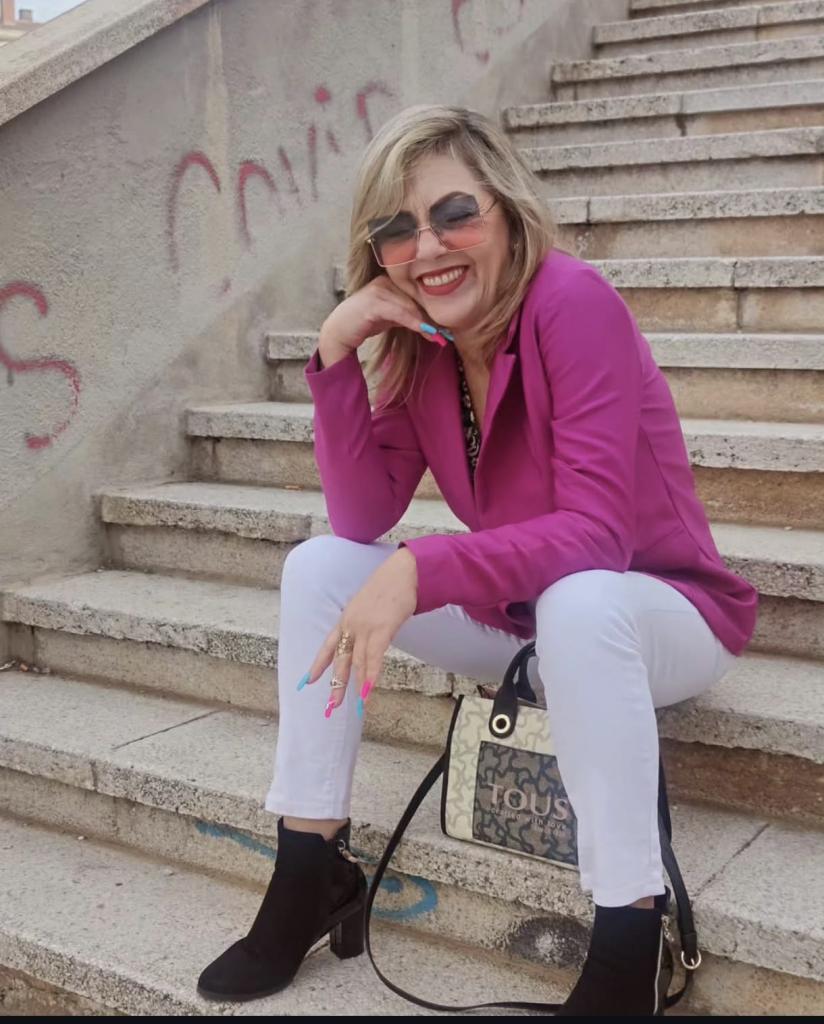 Chica busca chico en Barcelona: 